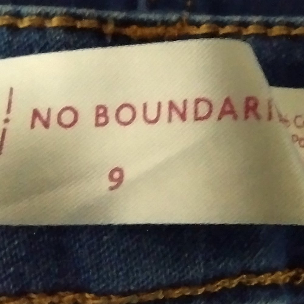 Jeans - Picture 10 of 10